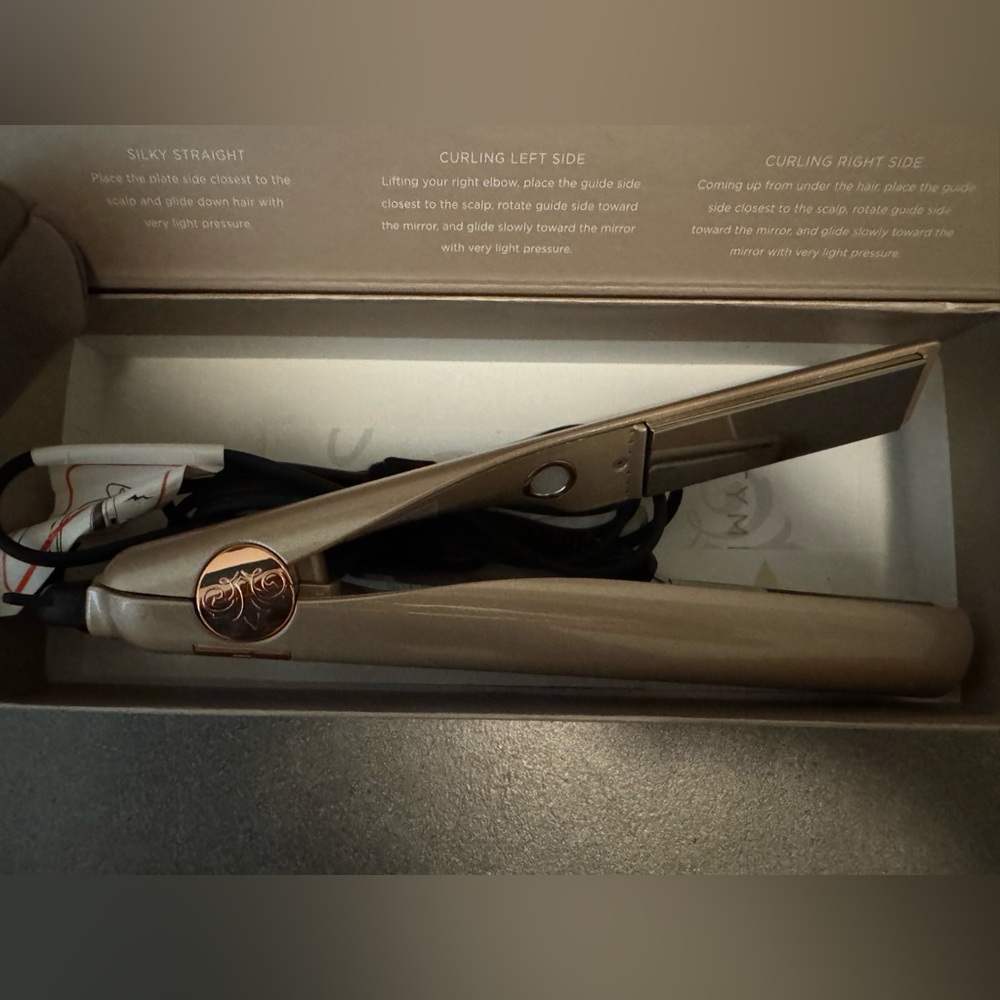 TYME Hair Tool in Elegant Cream